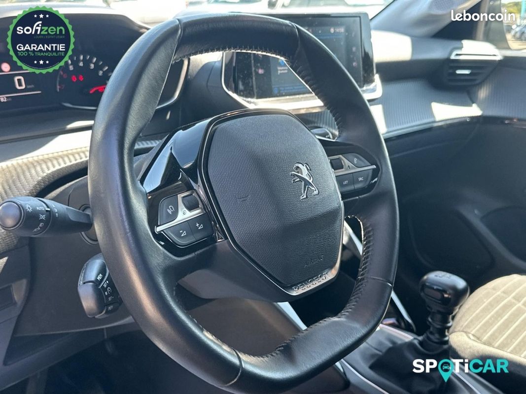 Peugeot 208 1.2 PureTech 100ch S&S Style (image 9)