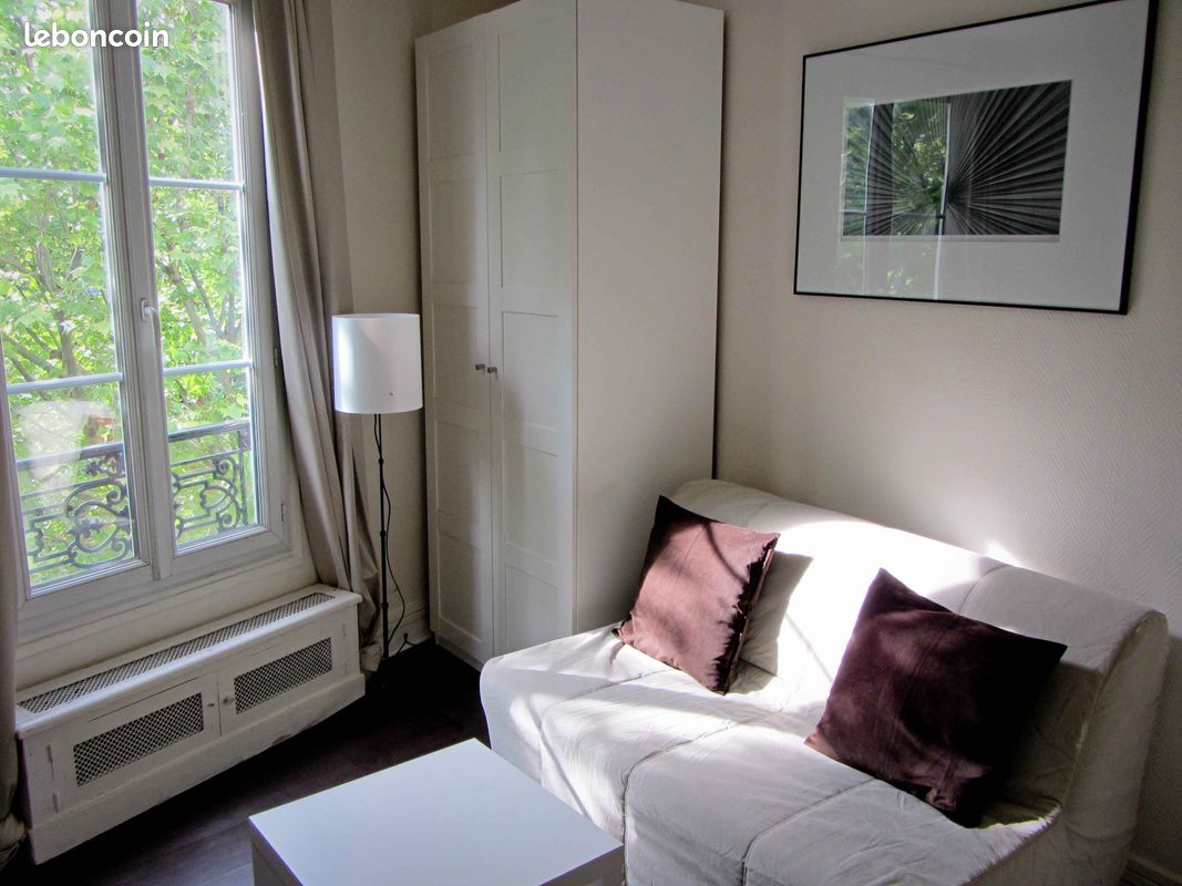 Appartement 1 pièce 14 m² · à Paris · 13,5 m² · 750 €