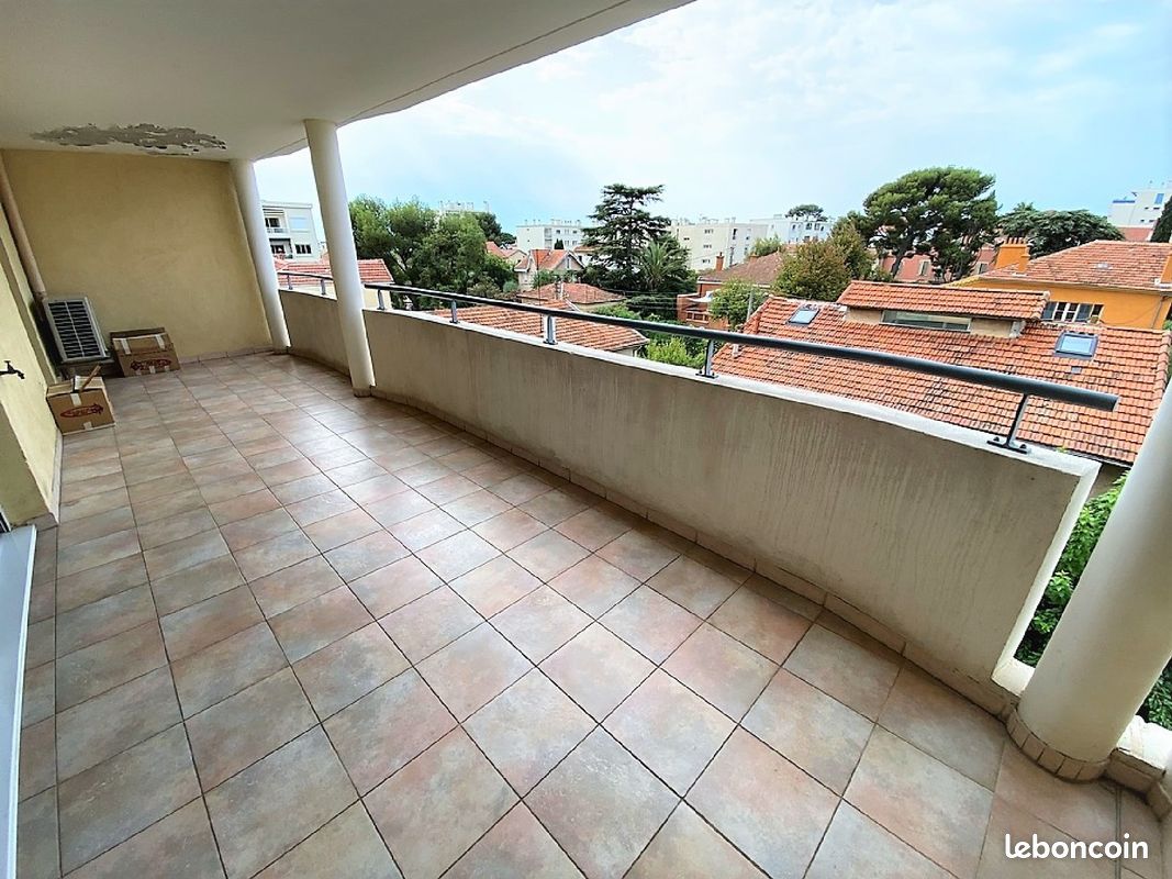 Appartement 3 pièces 70 m² · à Toulon · 70 m² · 1 360 €/mois