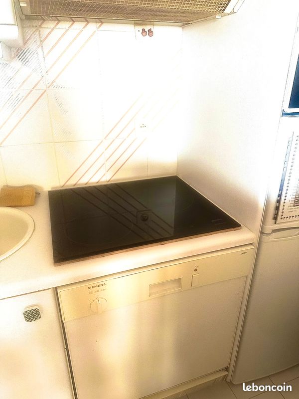 Appartement 2 pièces 32 m² · à Mandelieu-la-Napoule · 32 m² · 950 €/mois