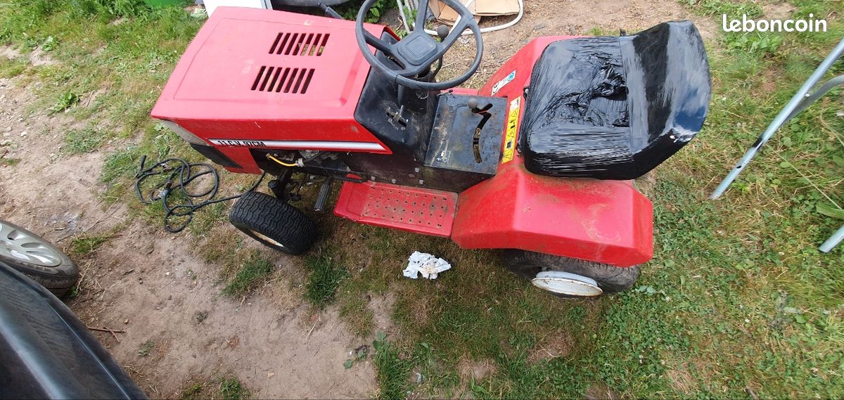 Tracteur avec sa remorque (image 1)