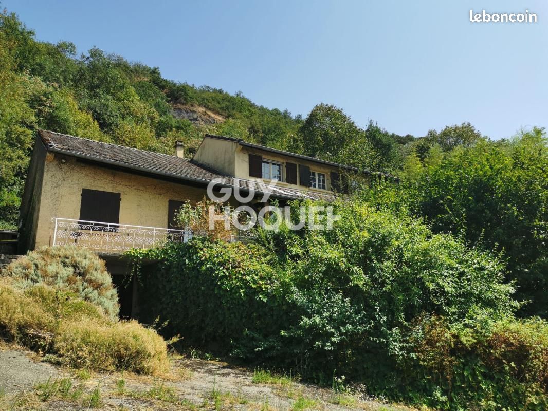 Maison 6 pièces 157 m² · à Vernas · 157 m² · 260 000 €