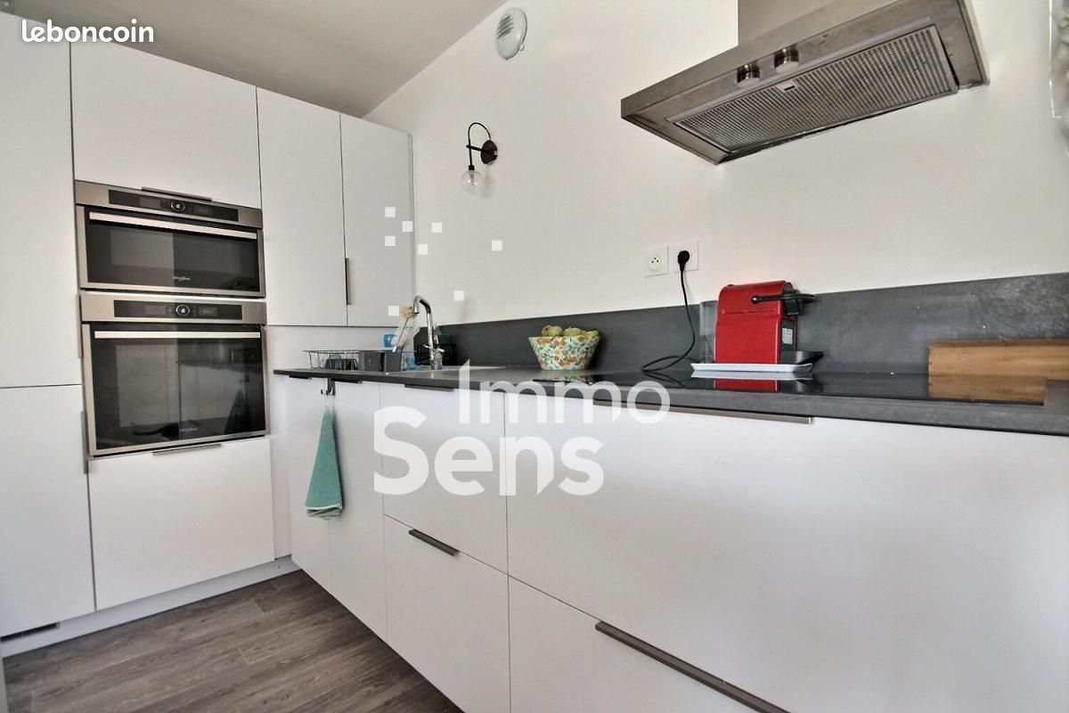 Appartement 2 pièces 49 m² · à Lille · 49 m² · 757 €/mois