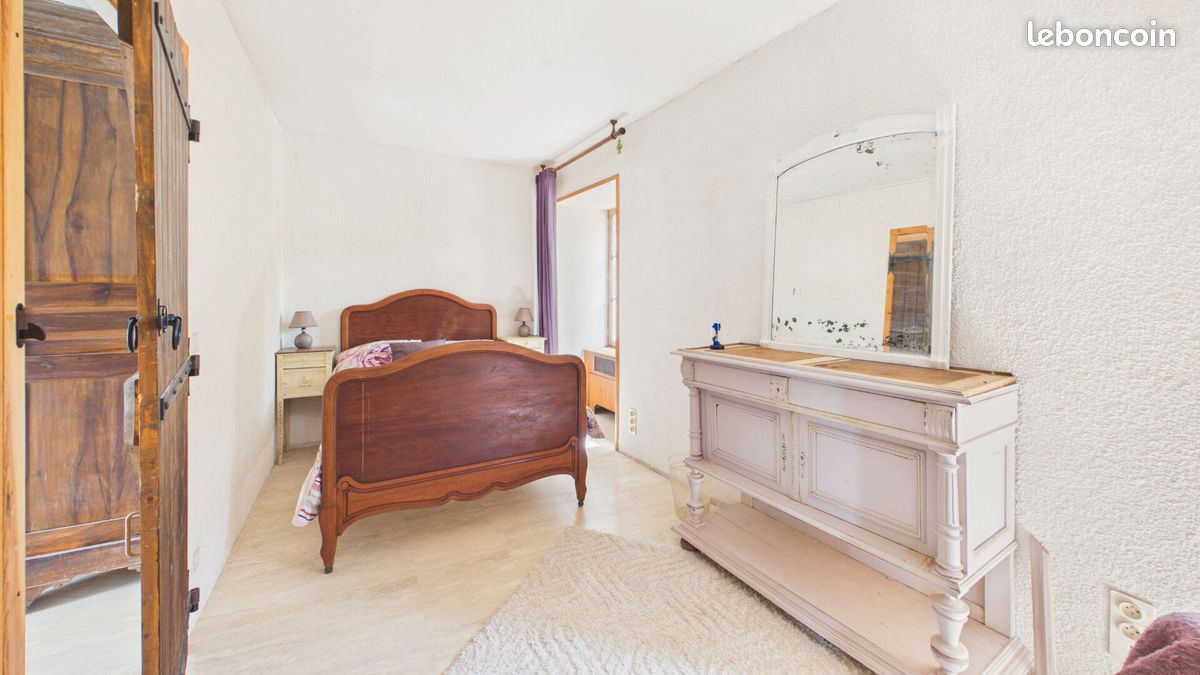 Propriété 8 pièces 300 m² (image 12)