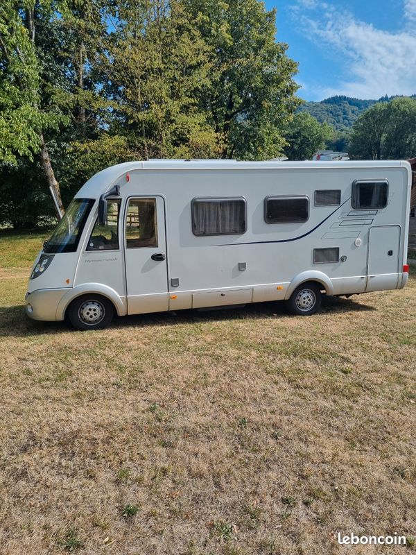 Camping car intégral HYMER B 614 CL (image 1)