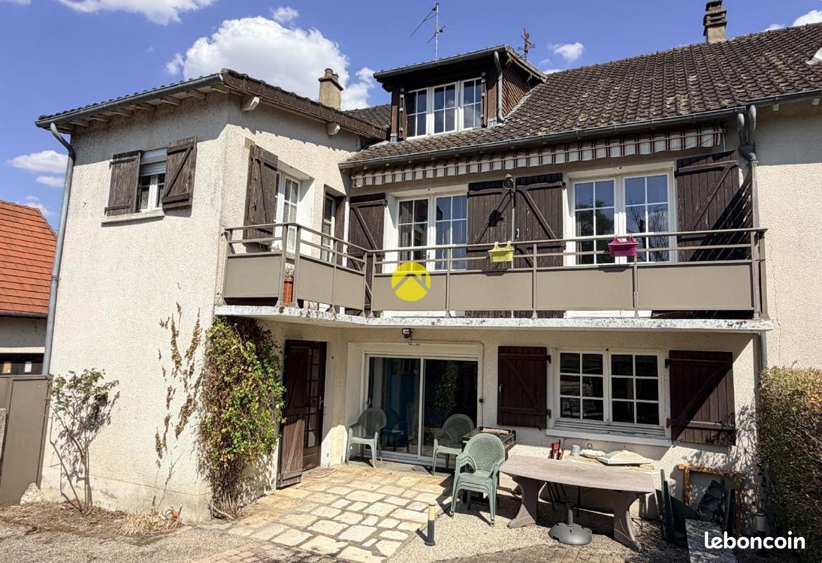 Maison 7 pièces 165 m² · à Châteauneuf-sur-Cher · 165 m² · 97 000 €