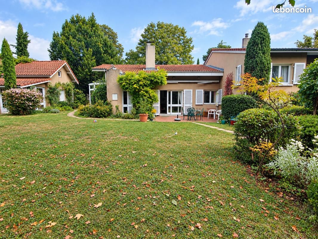 Maison 7 pièces 187 m² · à Tassin-la-Demi-Lune · 187 m² · 1 149 000 €