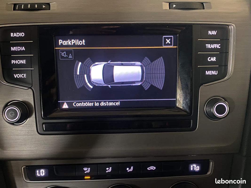 VOLKSWAGEN Golf 1.4 140ch Confortline - Radar de recul - Bluetooth (image 13)