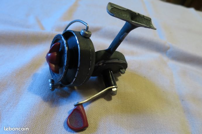 MOULINET ANCIEN BRETTON 500 EUR 28,00 - FR