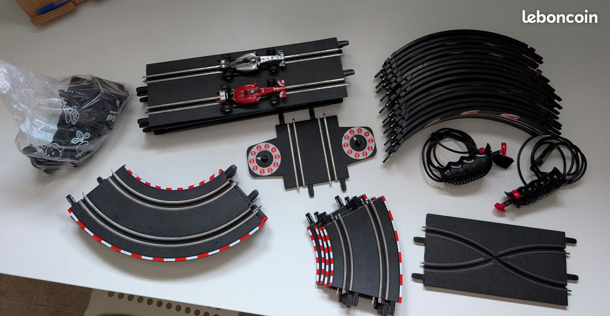 Lot De 10 Supports De Rails Pour Circuit De Voiture Carrera Go - Occasion Fonctionnel