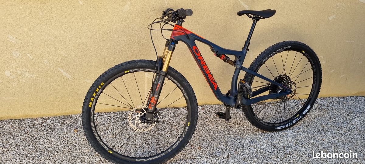 Vtt Orbea Orbea Oiz M10 Tr 2020 VTT Orbea Oiz M10 TR Taille S Vélos
