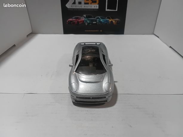 Jaguar XJ 220 DetailCars limited édition 1/43 - Collection