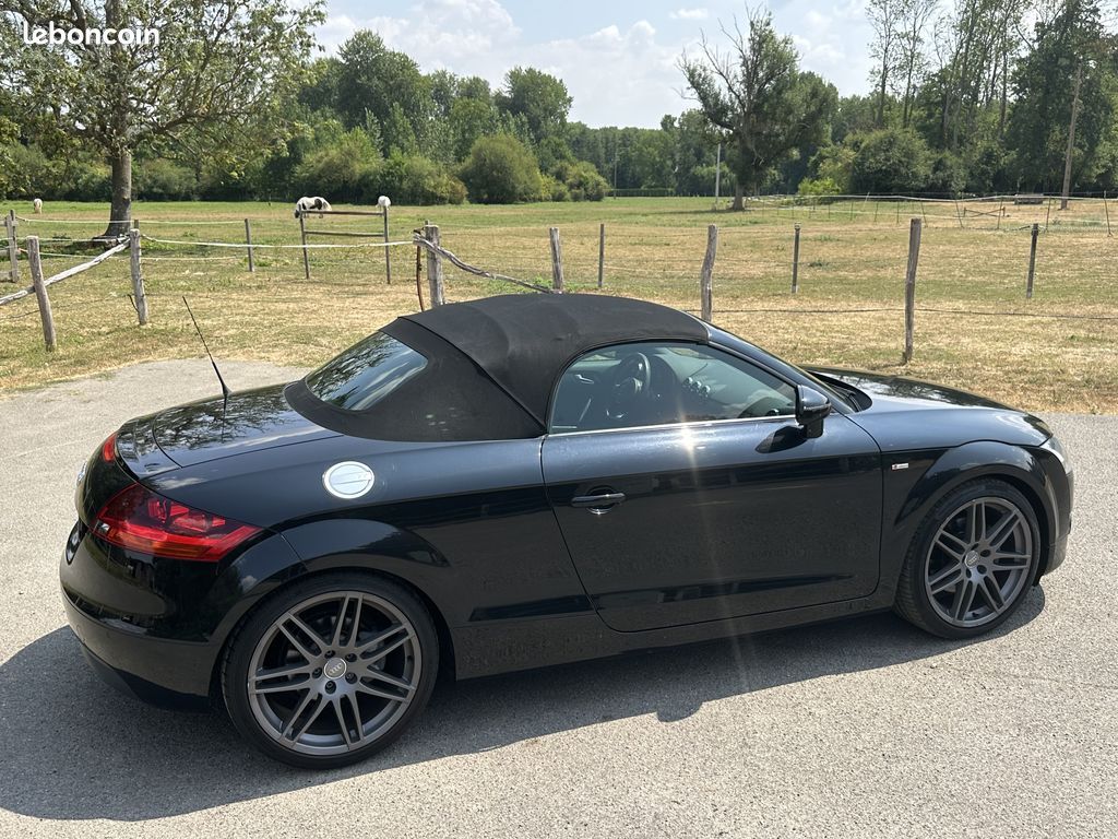 Audi tt 2.0l tfsi 200 ch cabriolet 60600 kms schwartz cuir noir xenon historique (image 3)