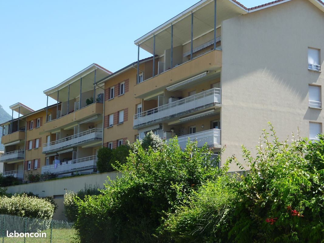 Appartement a louer fontaine - 3 pièce(s) - 65 m2 - Surfyn