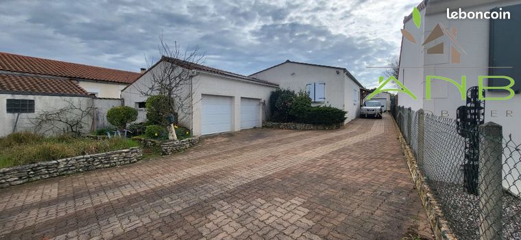Maison 5 pièces 146 m²