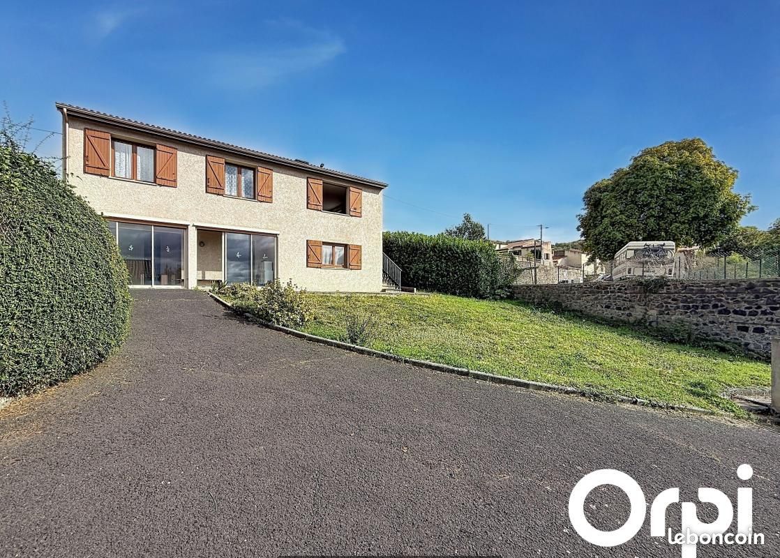 Maison 5 pièces 92 m² · à Parent · 92 m² · 219 000 €