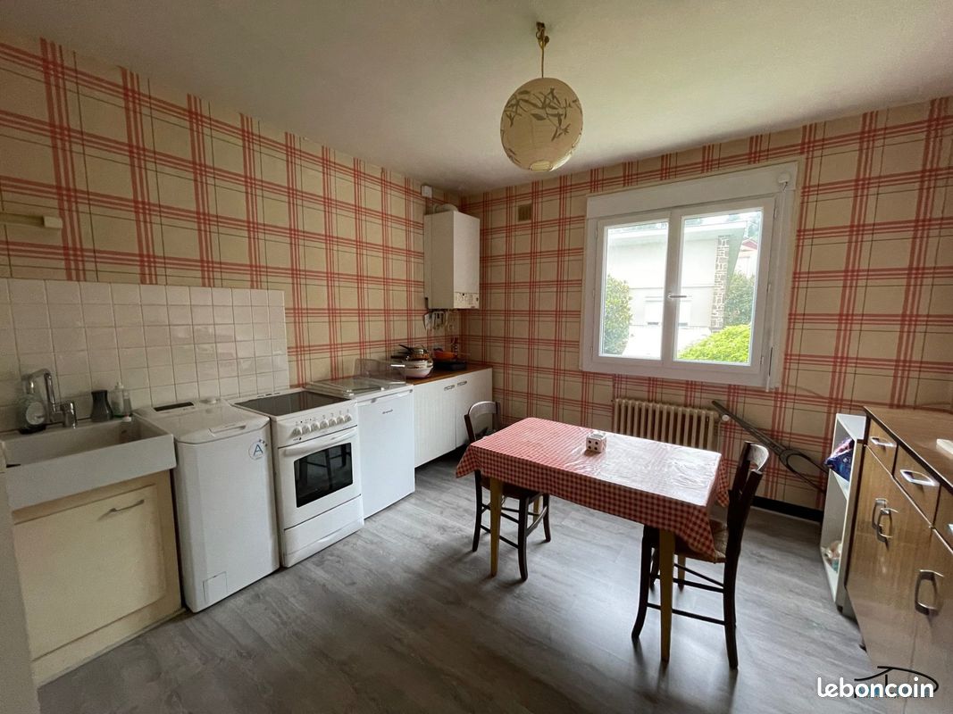 Appartement 2 pièces 32 m² · à Decazeville · 32 m² · 330 €/mois