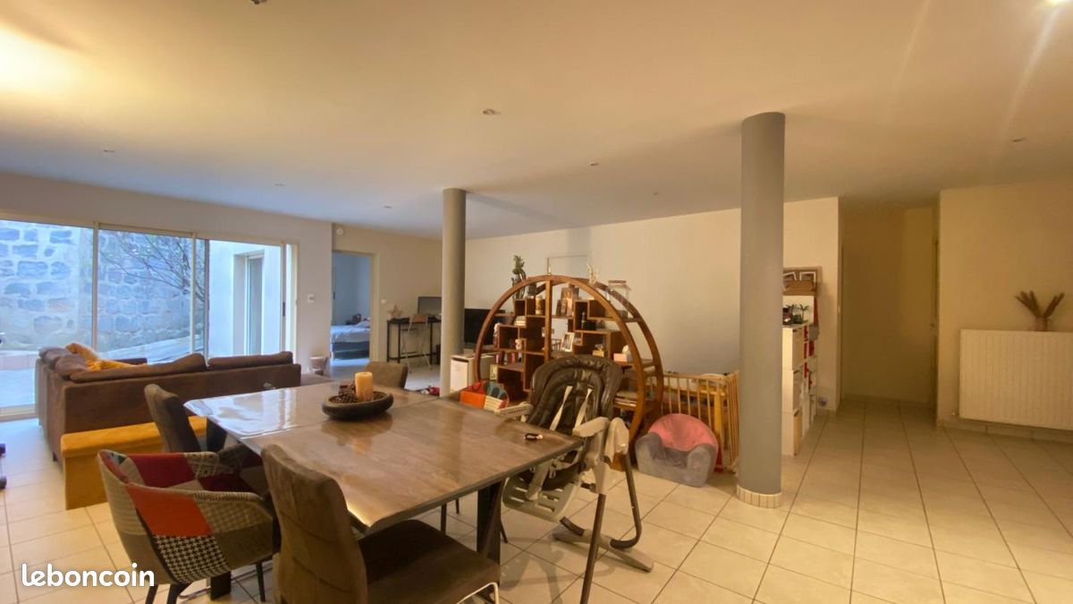Appartement 3 pièces 138 m² - Brive-la-Gaillarde 19100 (image principale 0)
