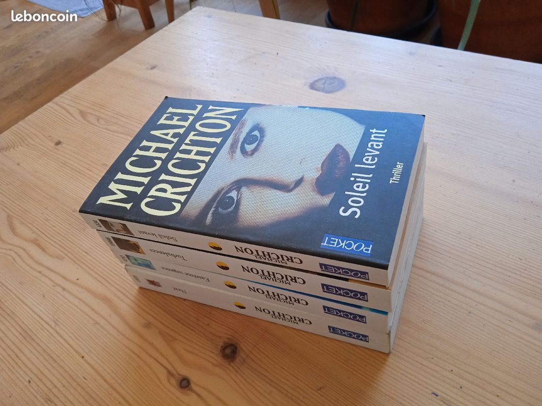 4 romans (thrillers) de Michael Crichton (image 2)