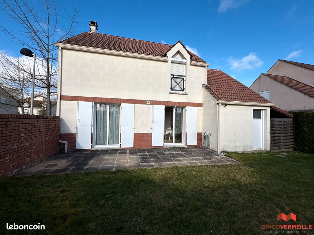 Maison 4 pièces 77 m² · à Montigny-le-Bretonneux · 77 m² · 1 625 €/mois