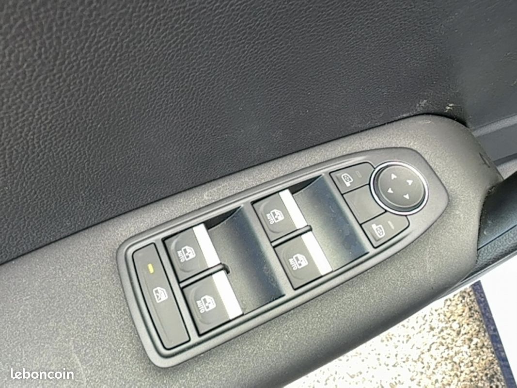 Renault Captur (2) evolution TCe 90 (image 12)