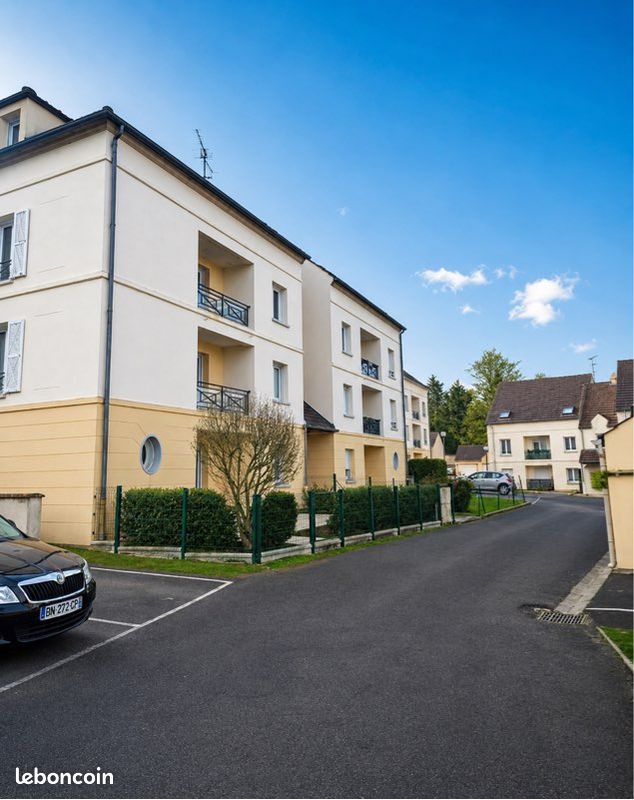 Appartement 3 pièces 81 m² · à Clermont · 81 m² · 980 €/mois