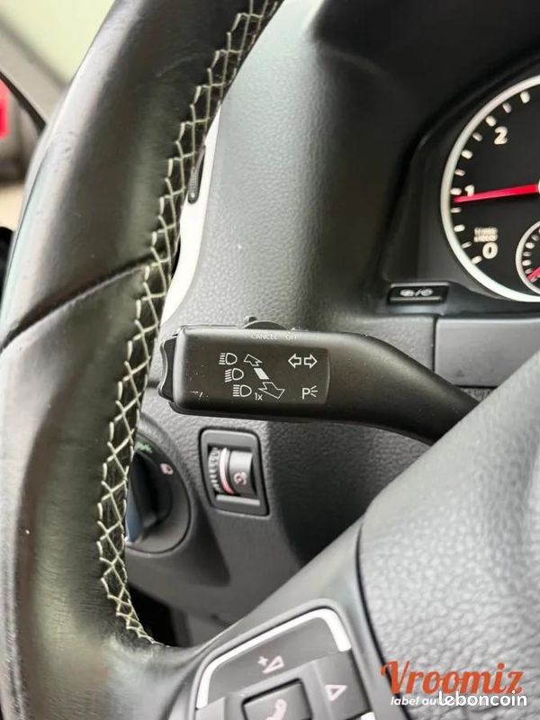 Volkswagen Tiguan 2.0 TDI 140 BLUEMOTION EDITION CUP (image 25)