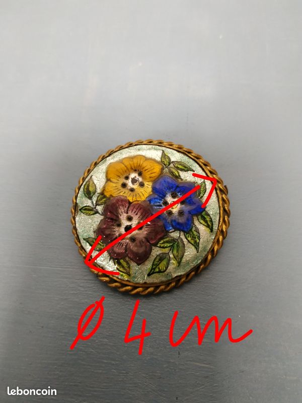 Broche Bouton émail Violet Avec Cristaux Et Relief Limoges - Bijou Important Et Décoratif