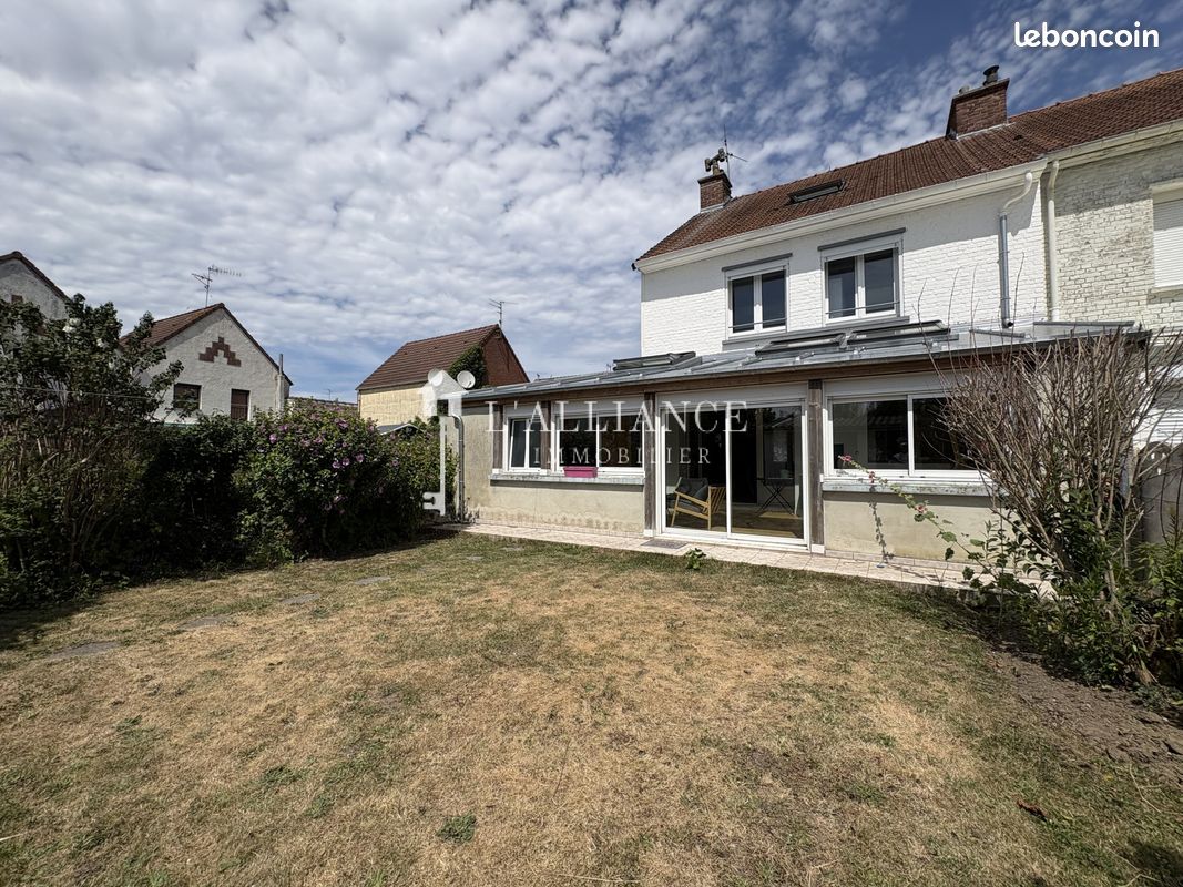 Maison 6 pièces 137 m² · à Sequedin · 137 m² · 319 000 €