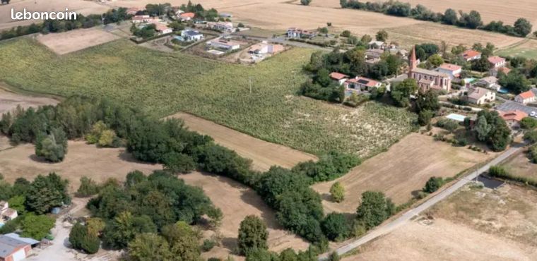 Terrain 570 m² Saint Jean L Herm