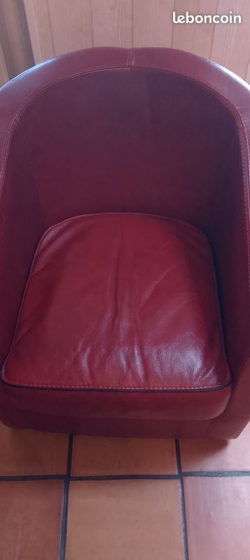 Fauteuil cabriolet en cuir rouge (image 4)
