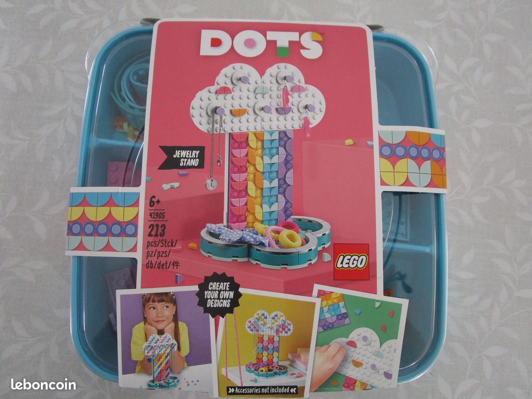 LEGO Dots + bracelets (image 1)