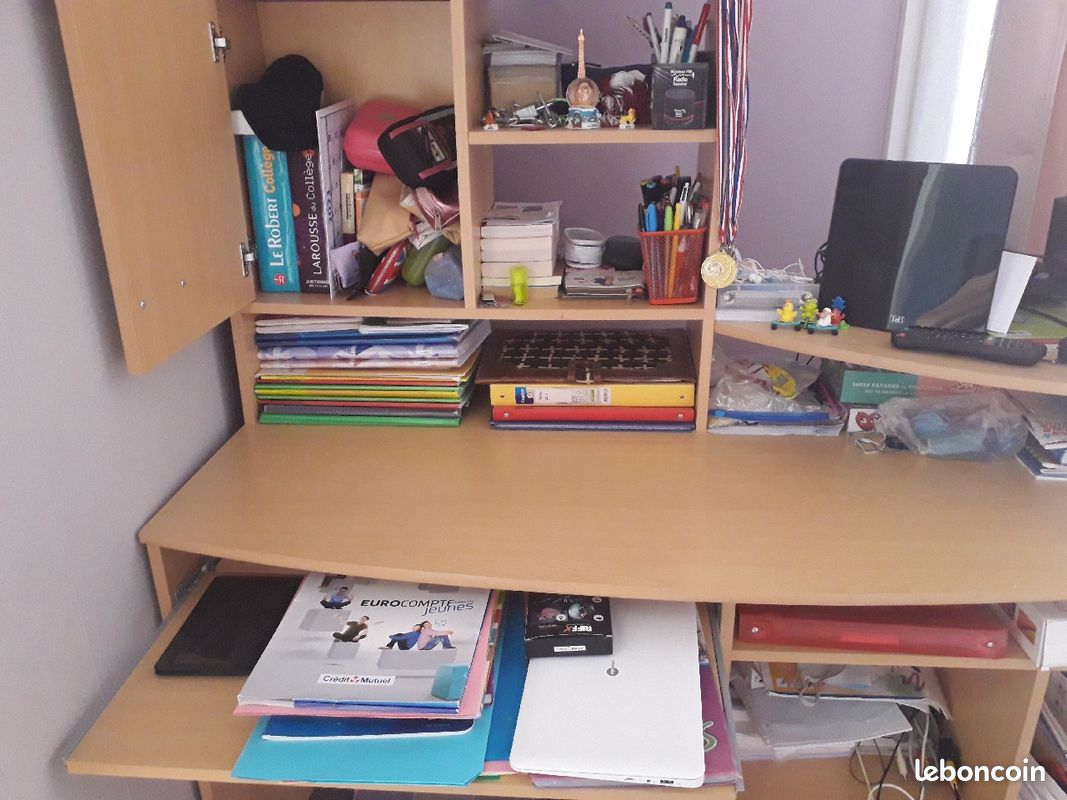 Bureau (image 3)