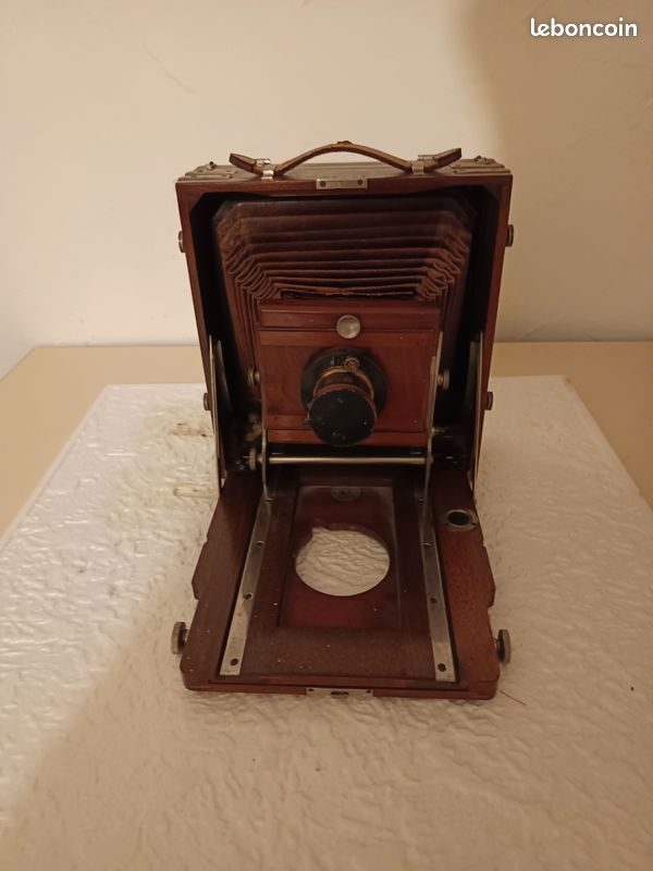Appareil photo ancien (image 1)