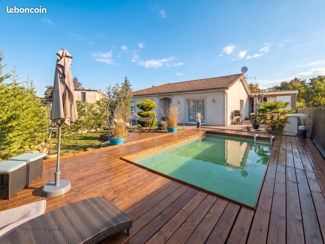 Maison 6 pièces 125 m² · à Poncins · 125 m² · 285 000 €