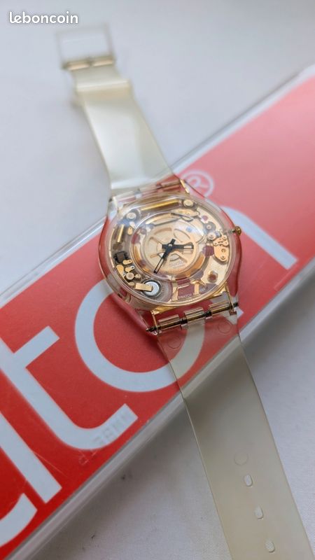 Montre Swatch - GOLDEN JELLY SKIN (image 1)