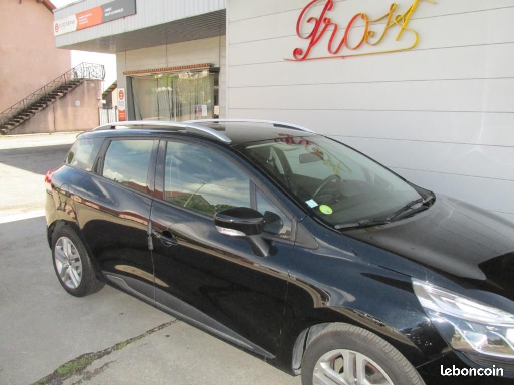Renault Clio dci 90 zen break (image 2)
