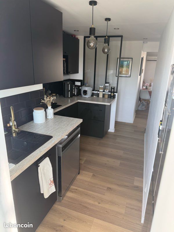 Appartement 3 pièces 60 m² · à Saint-Cyr-sur-Mer · 60 m² · 1 200 €/mois