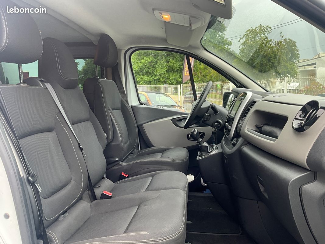 RENAULT TRAFIC 1.6 DCI 145 CH L1H1 ENERGY / AMENAGEMENT 6 PLACES / SIEGES ARR INDEPENDANTS / CAMERA / ENTRETIENs (image 6)