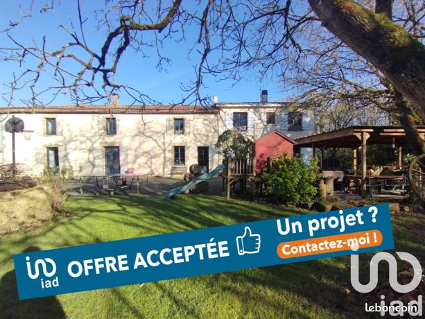 Maison 11 pièces 270 m²
