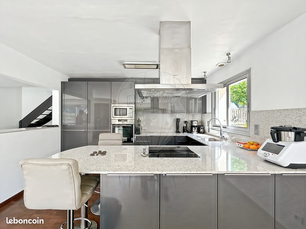 Maison 7 pièces 180 m² · à Sucé-sur-Erdre · 180 m² · 640 000 €
