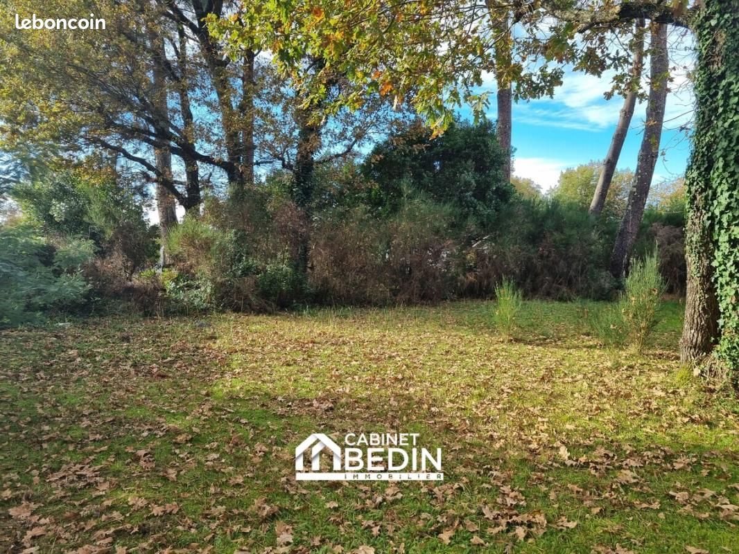 Terrain 684 m² · à Biganos · 181 100 €