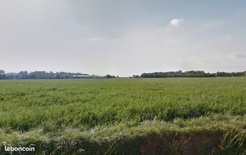 Terrain 220 m² Airan · à Valambray · 37 900 €