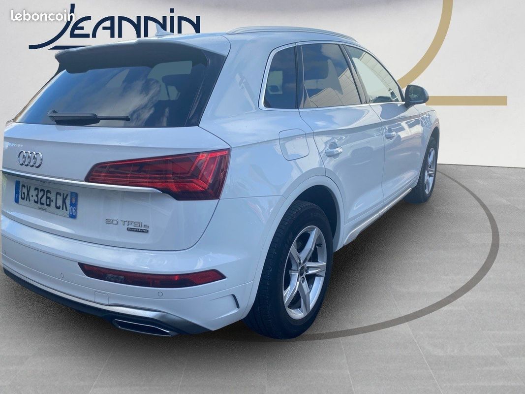AUDI Q5 50 TFSIe 299 S tronic 7 Quattro S line (image 5)