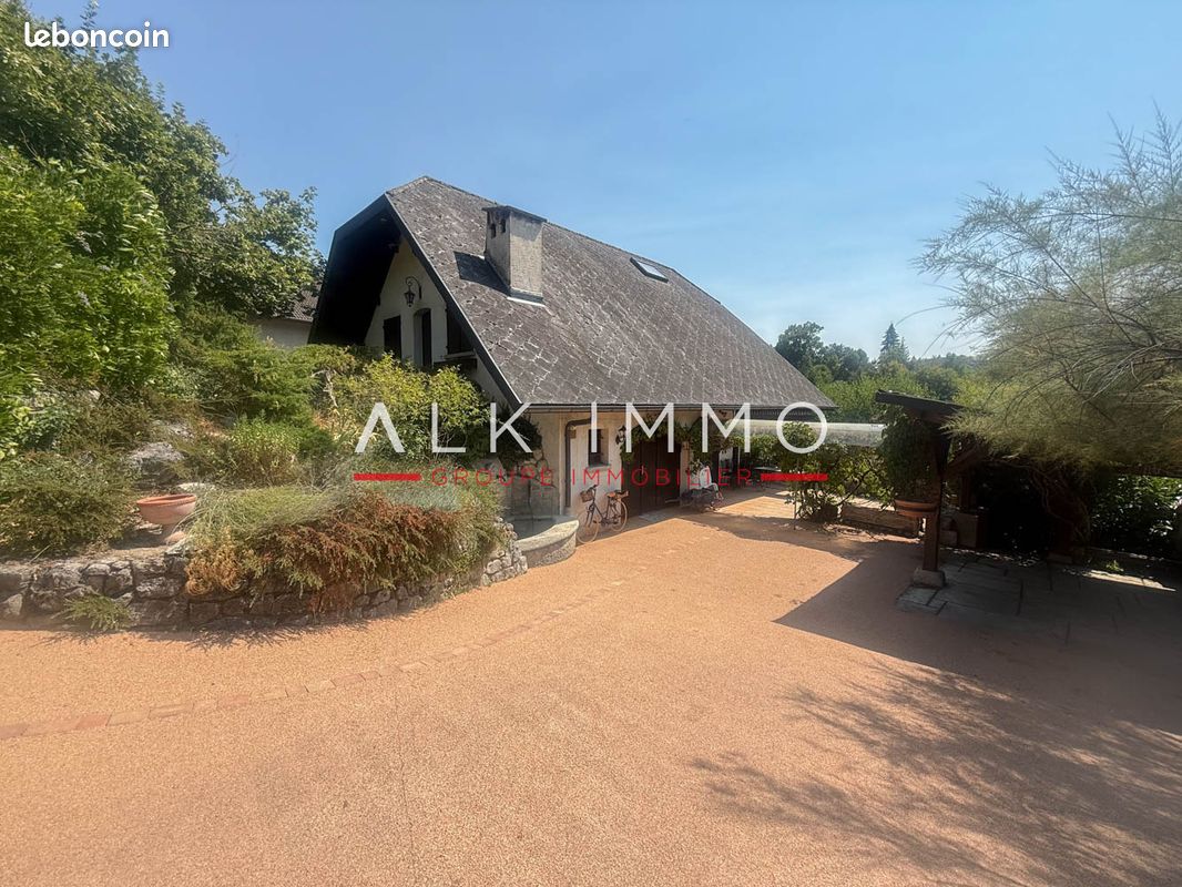 Maison 5 pièces 138 m² · à Aix-les-Bains · 138 m² · 768 000 €