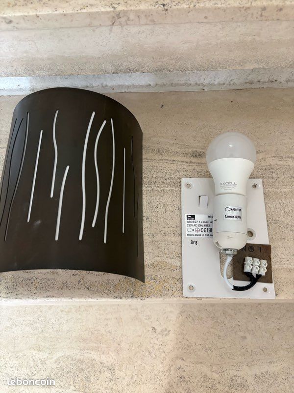 Lot de 3 Appliques intérieures avec ampoules (image 5)