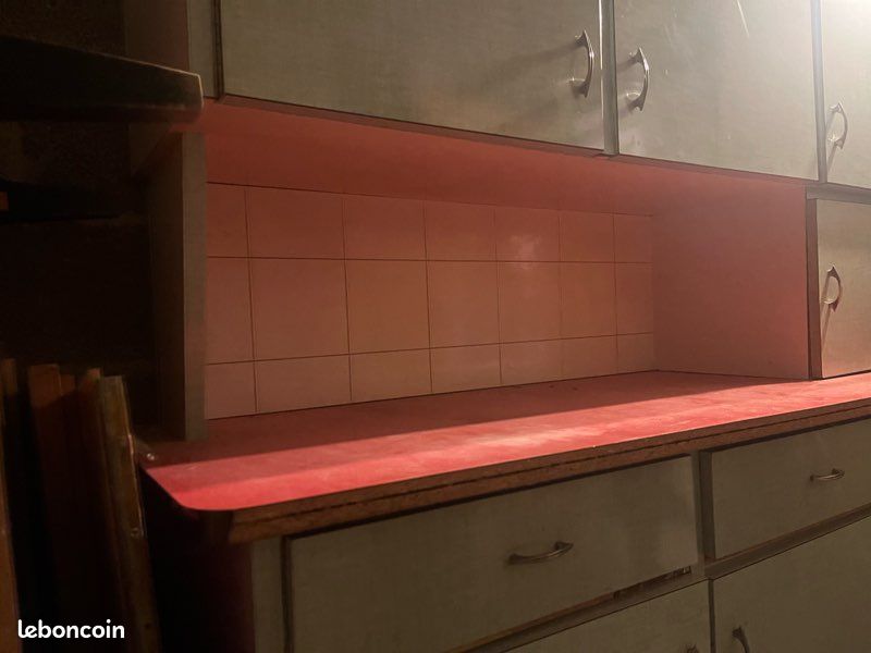 Donne Meuble Buffet vintage en Formica (image 3)