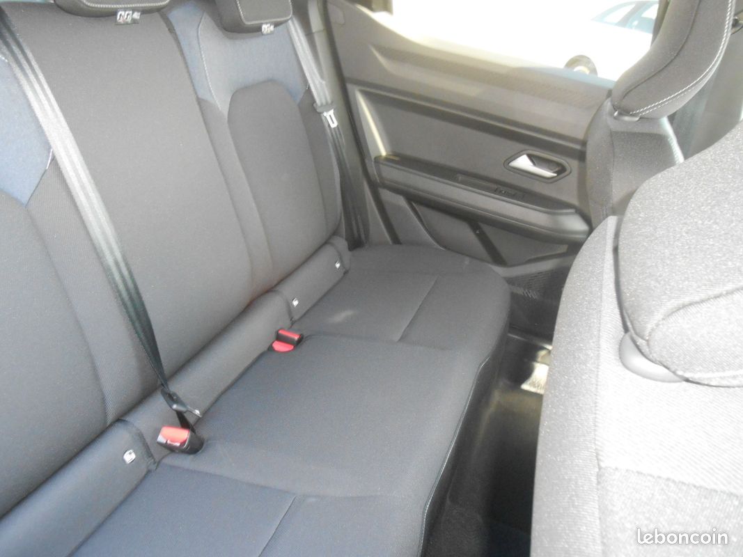 DACIA Duster Hybrid 140 Journey 4 X 2 (image 10)