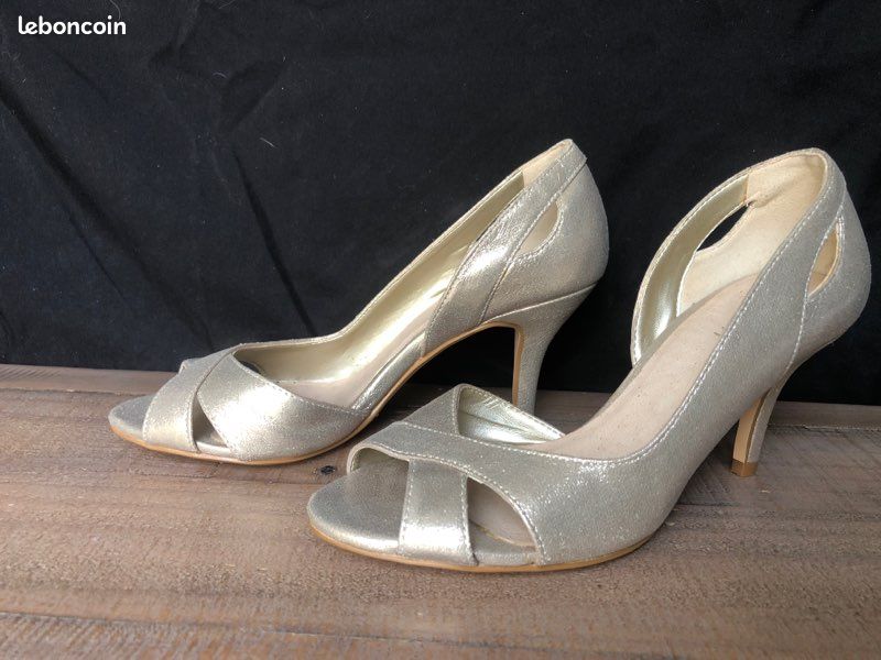 Talon Eram Chaussures DorÃ©es Sandales DorÃ©es Eram Sandales Plates