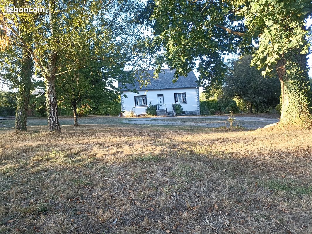 Maison 5 pièces 88 m² · à Bains-sur-Oust · 88 m² · 160 000 €